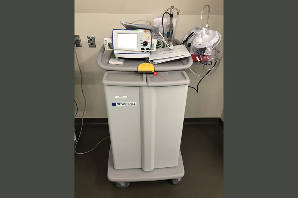icu-equipment_Code-cart