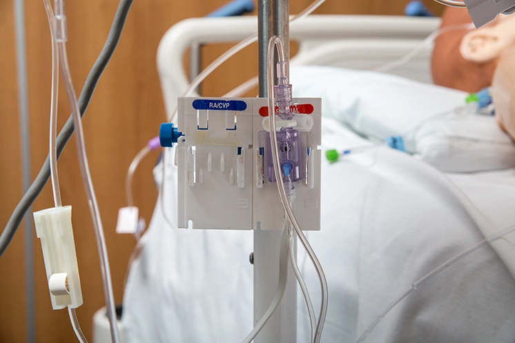 icu-lines-and-tubes_ArterialLine