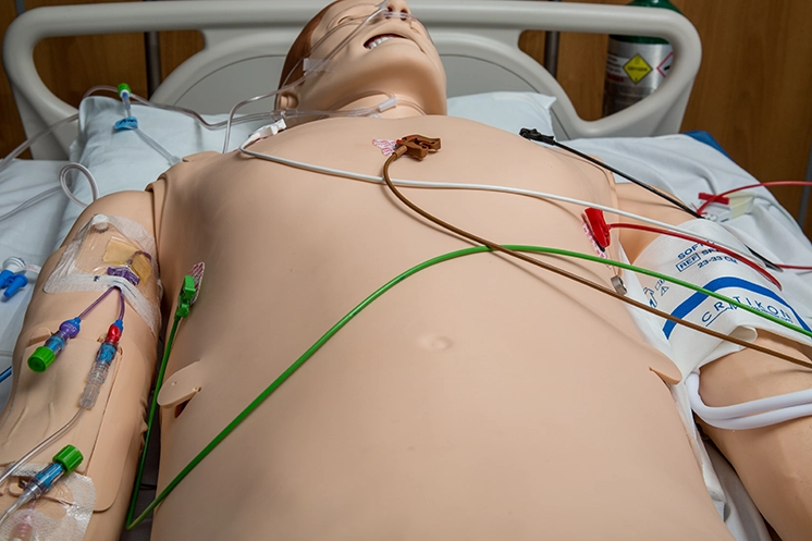 icu-lines-and-tubes_EKGLeads