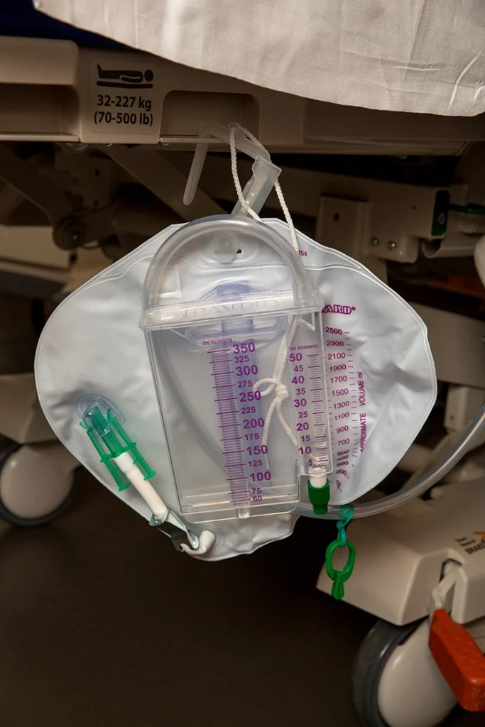 icu-lines-and-tubes_FoleyBag